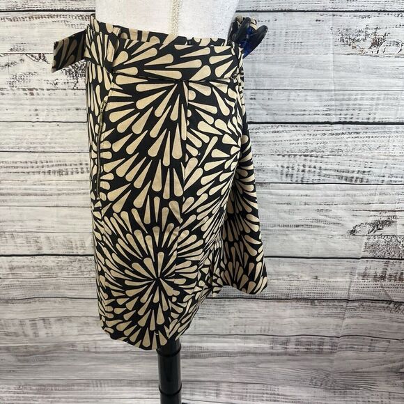 Talbots Skirt size 8 Petite Black Brown Floral Pencil Knee Belt Stretch Pockets - Picture 8 of 10